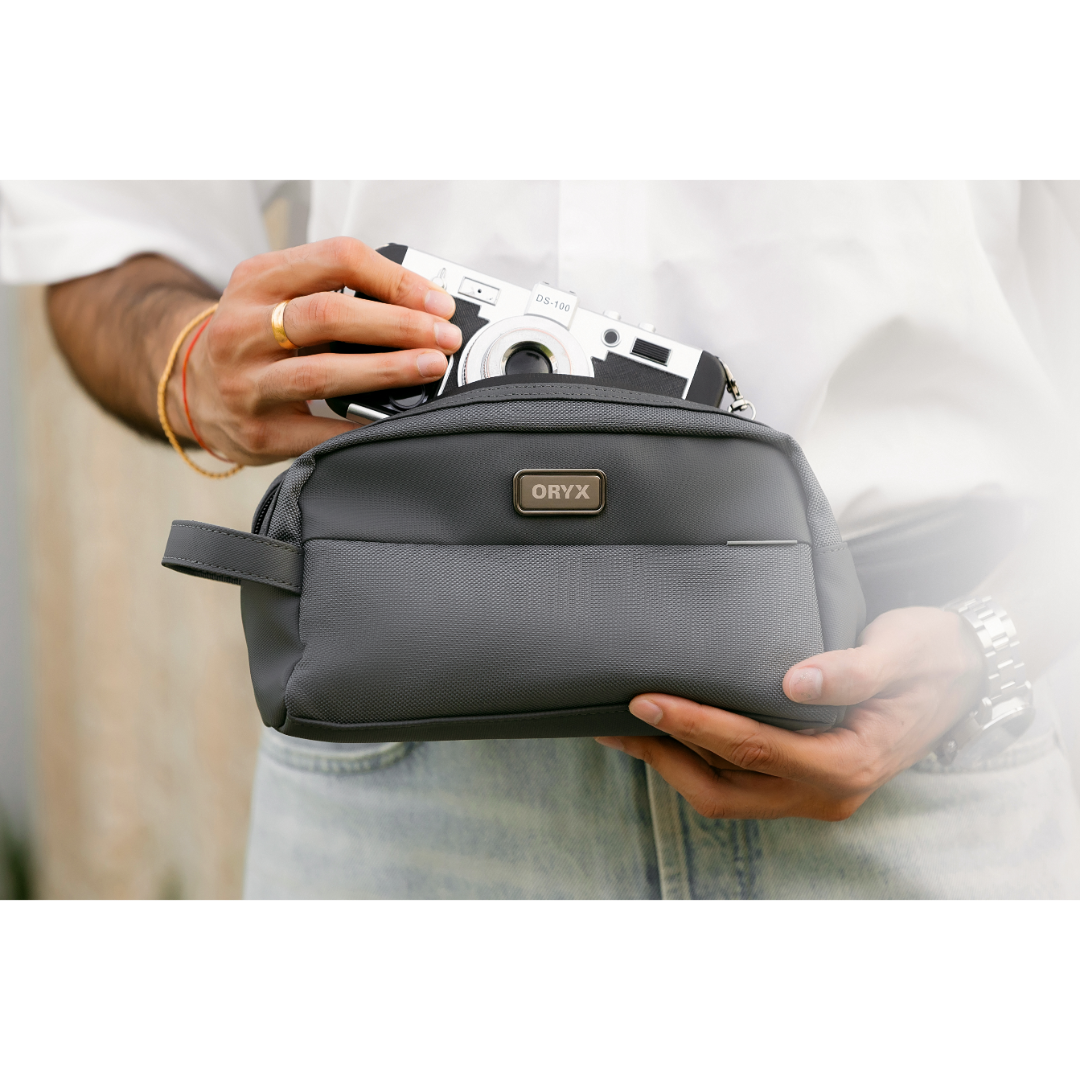 O-Pouch Modern Essentials Bag