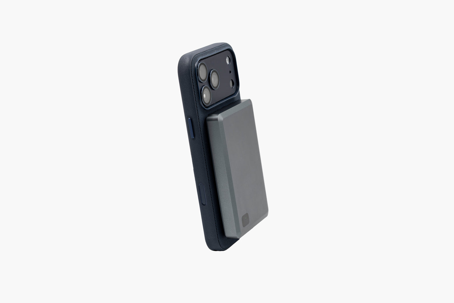 Powerwave 2 10000mAh Magnetic 4-in-1 wireless powerbank BrandCharger