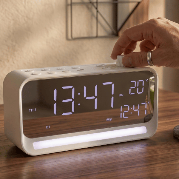 TIME BEAT White | Bluetooth 5.4 Speaker with Digital Alarm Clock & Calendar Display