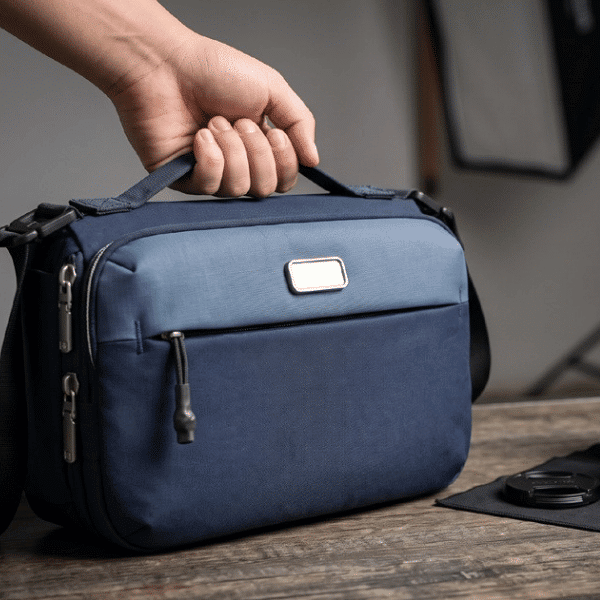 AEROFOLD | Magnetic 2-in-1 Foldable Laptop Bag & Crossbody