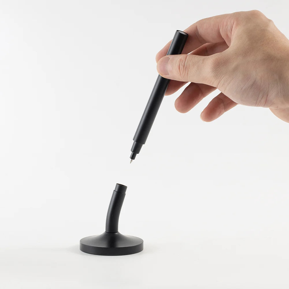 DESK MAGPEN
