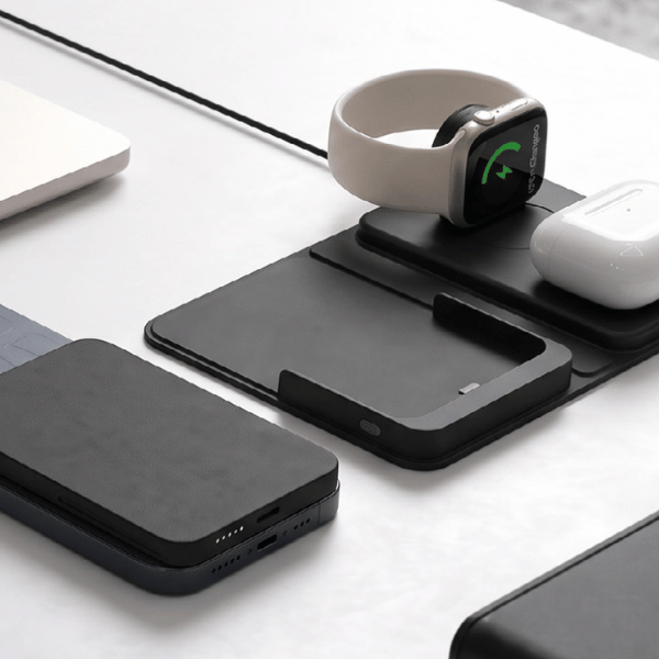 MODULAR | All-in-One Foldable MagSafe Charging Station with Detachable 5000mAh Power Bank