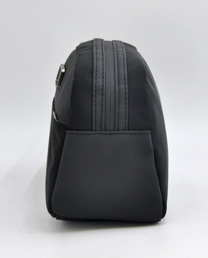 O-Pouch Modern Essentials Bag