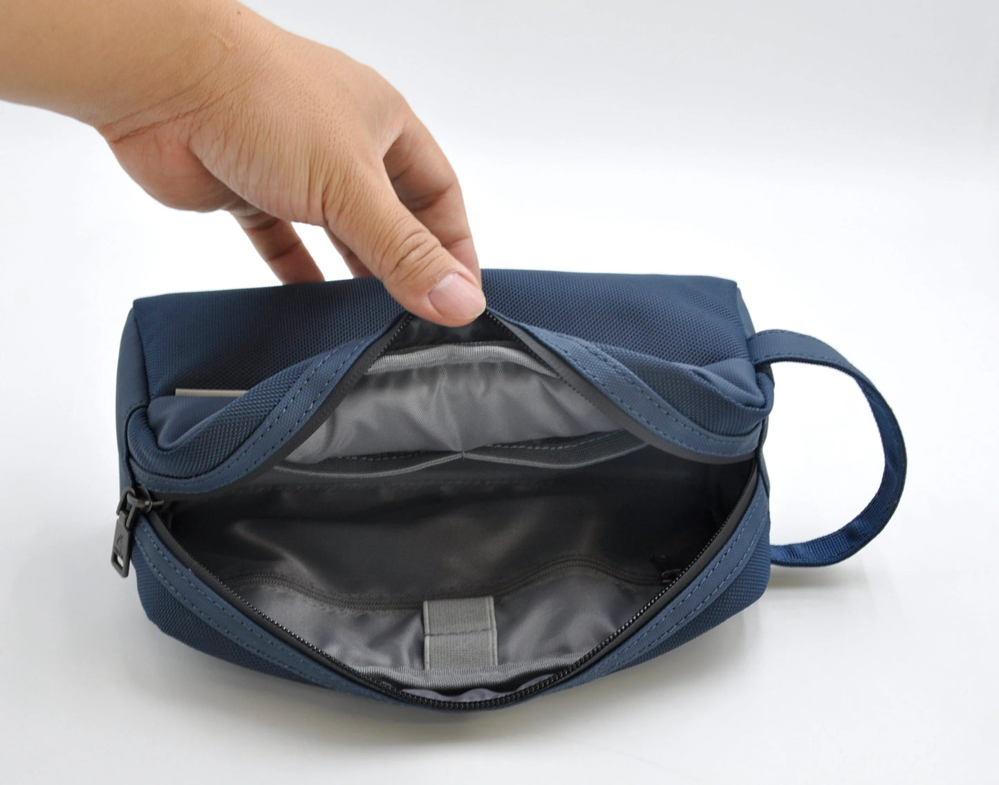 O-Pouch Modern Essentials Bag